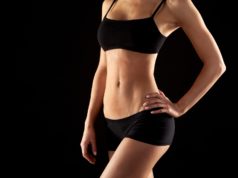 Jakie ćwiczenia na mięśnie brzucha można wykonywać w domu? ćwiczenia na brzuch