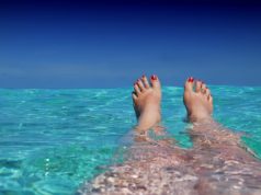 Planujemy wakacje – krok po kroku Kąpiel w oceanie