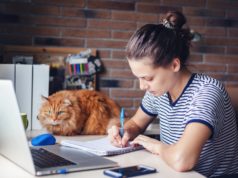 Jak szybciej przyswajać wiedzę? jak szybko nauczyć się materiału?