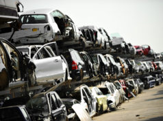 Co zrobić, gdy auto nie nadaje się już do jazdy? Dużo starych samochodów