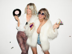 Moda na lata 80-te: co warto zapożyczyć ze stylizacji naszych mam? moda lata 80