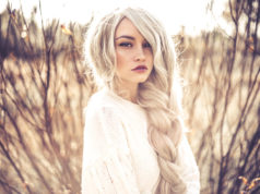 Modne fryzury i kolory włosów na jesień modne jesienne warkocze