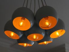 Lampy sufitowe – jak oświetlać z góry?