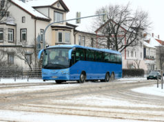 Organizujesz wspólny wypad na narty? Postaw na wynajem autokaru! wycieczka autokarowa w góry