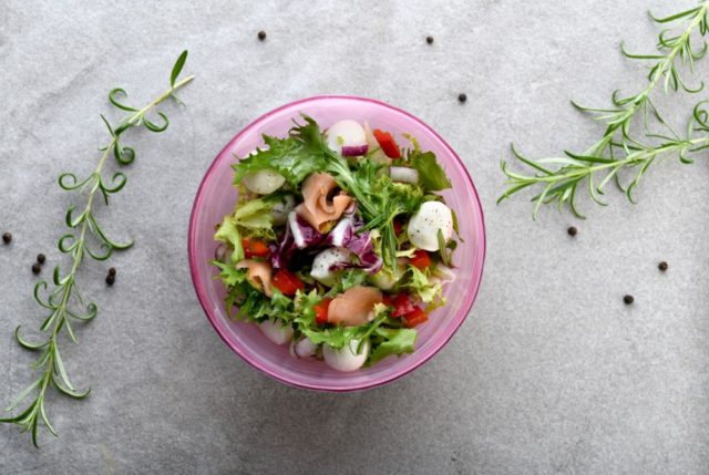 salatka-finezyjna-na-majowke