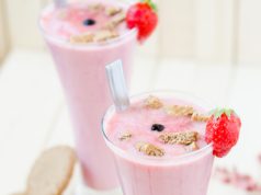 Laktoza – jak radzić sobie z nietolerancją? Koktaile owocowe na mleku