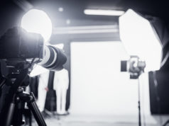 Oświetlenie – istotny element studia fotograficznego profesjonalne oświetlenie studia fotograficznego