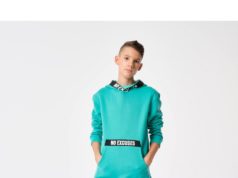 Skompletuj garderobę chłopca na jesień – odkurzamy szafę! chłopiec w dresie