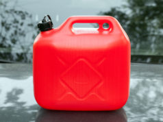 Jak wybrać kanister do paliwa? plastikowy kanister