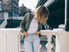 Jakie trendy we fryzurach będą panowały w nowym roku? dziewczyna z klasycznym bobem