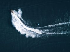 Skutery wodne – przegląd nowości i topowych modeli skuter wodny widok z góry