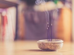 W czym mogą pomóc kadzidełka? kadzidełka zapachowe