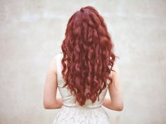 Proste i trwałe fryzury na imprezy – sprawdź nasze propozycje! prosta fryzura na imprezę