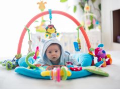 Zabawki edukacyjne – dla najmłodszych, a także nieco starszych dzieci zabawka edukacyjna niemowlę