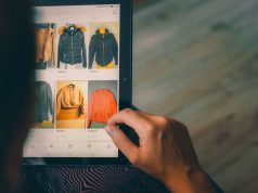 Modne dodatki na jesień i zimę – co wybrać na prezent? modne dodatki na jesień i zimę