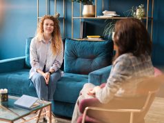 Dlaczego warto korzystać z usług psychologa? Korzyści z terapii psychologicznej korzyści z terapii