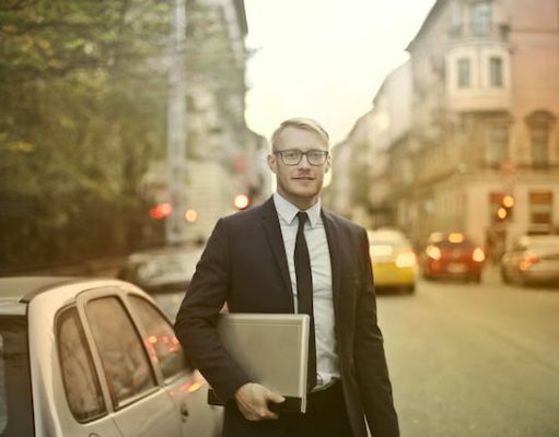 Dlaczego warto skorzystać z usług rzeczoznawcy samochodowego przed zakupem używanego auta? rzeczoznawca samochodowy