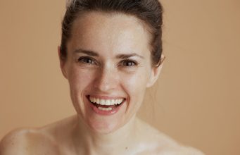 Retinol w codziennej pielęgnacji – jak go bezpiecznie używać? retinol w codziennej pielęgnacji