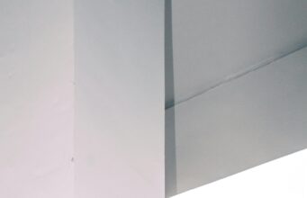 Zabezpieczenie domu przed włamaniem i kradzieżą – jak zrobić to skutecznie? zabezpieczenie domu przed włamaniem